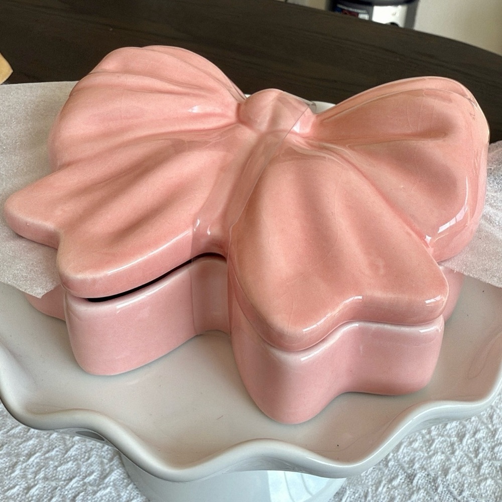 Pink Bow Ceramic Accent Trinket Holder